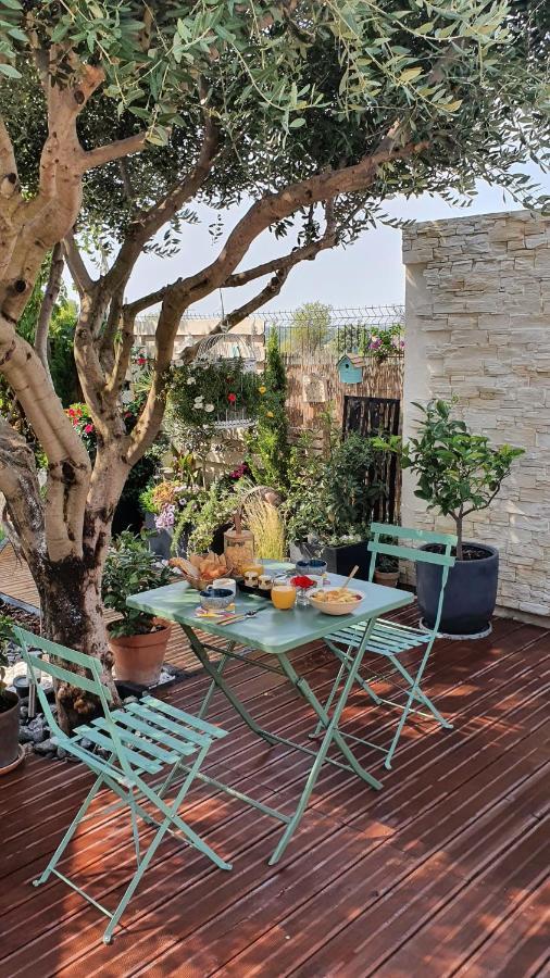 Bed and Breakfast Le Petit Coin De Provence Бокер Екстер'єр фото